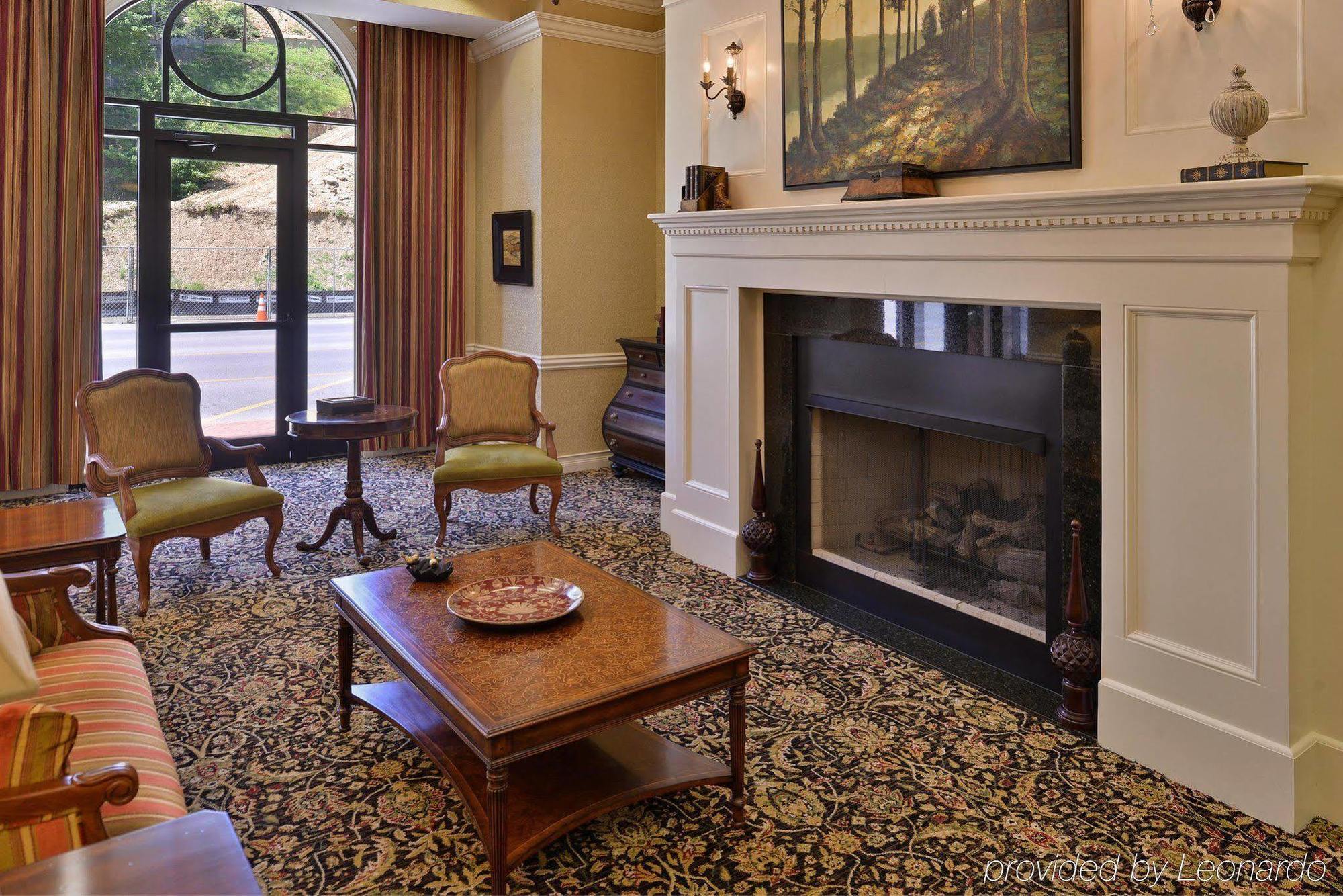 Hampton Inn Пайквилл Экстерьер фото